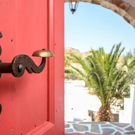 Naxos Filoxenia Hotel Galini  Extérieur photo