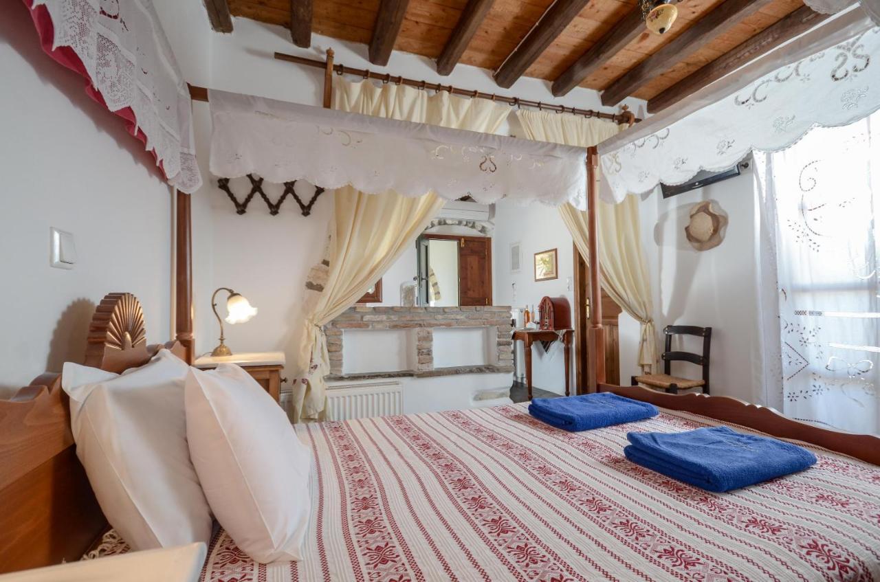 Naxos Filoxenia Hotel Galini  Extérieur photo