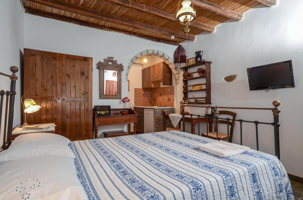Naxos Filoxenia Hotel Galini  Extérieur photo