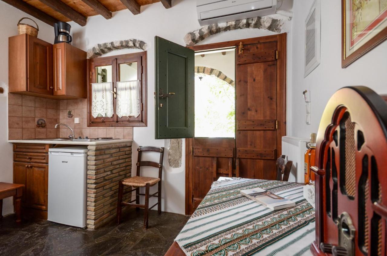 Naxos Filoxenia Hotel Galini  Extérieur photo