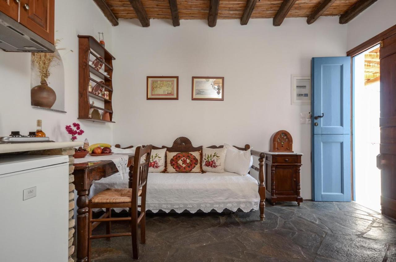 Naxos Filoxenia Hotel Galini  Extérieur photo