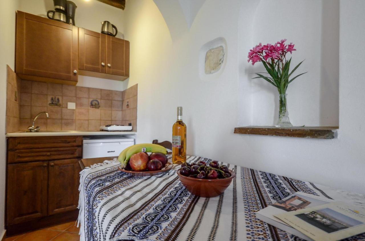 Naxos Filoxenia Hotel Galini  Extérieur photo